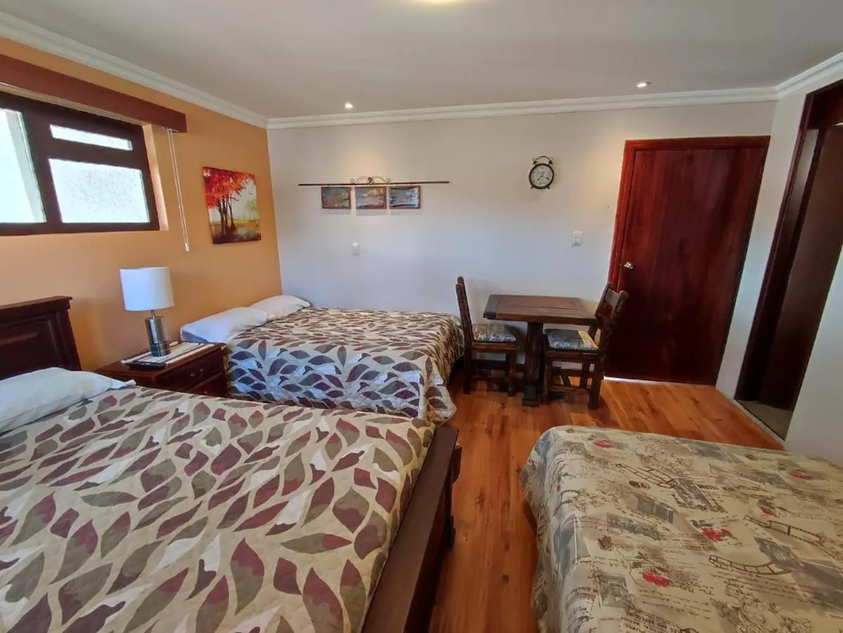 Bed and Breakfast Casatodosantos Cuenca