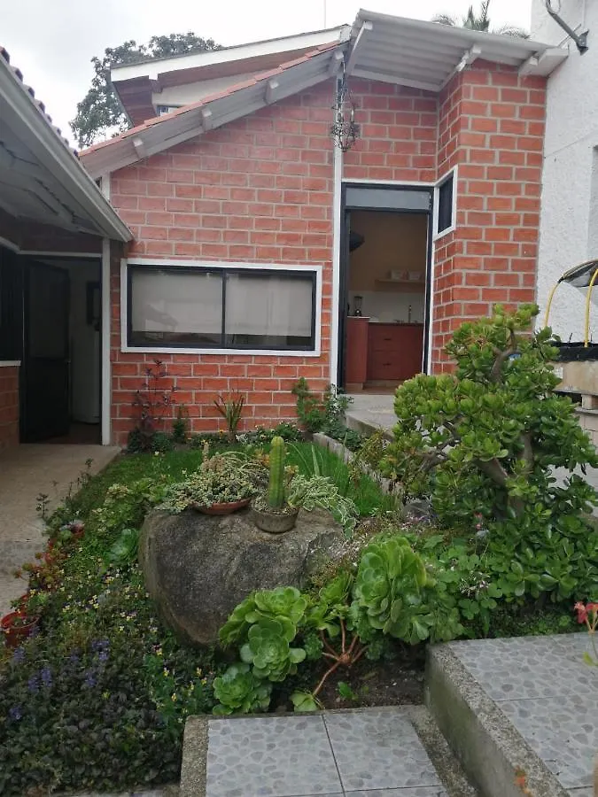 Casatodosantos Bed & Breakfast Cuenca