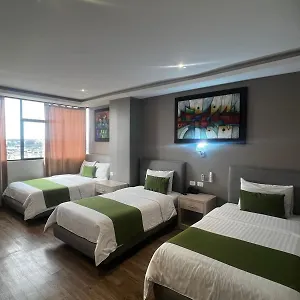 Plaza Monte Carlo 3*, Guayaquil Ecuador